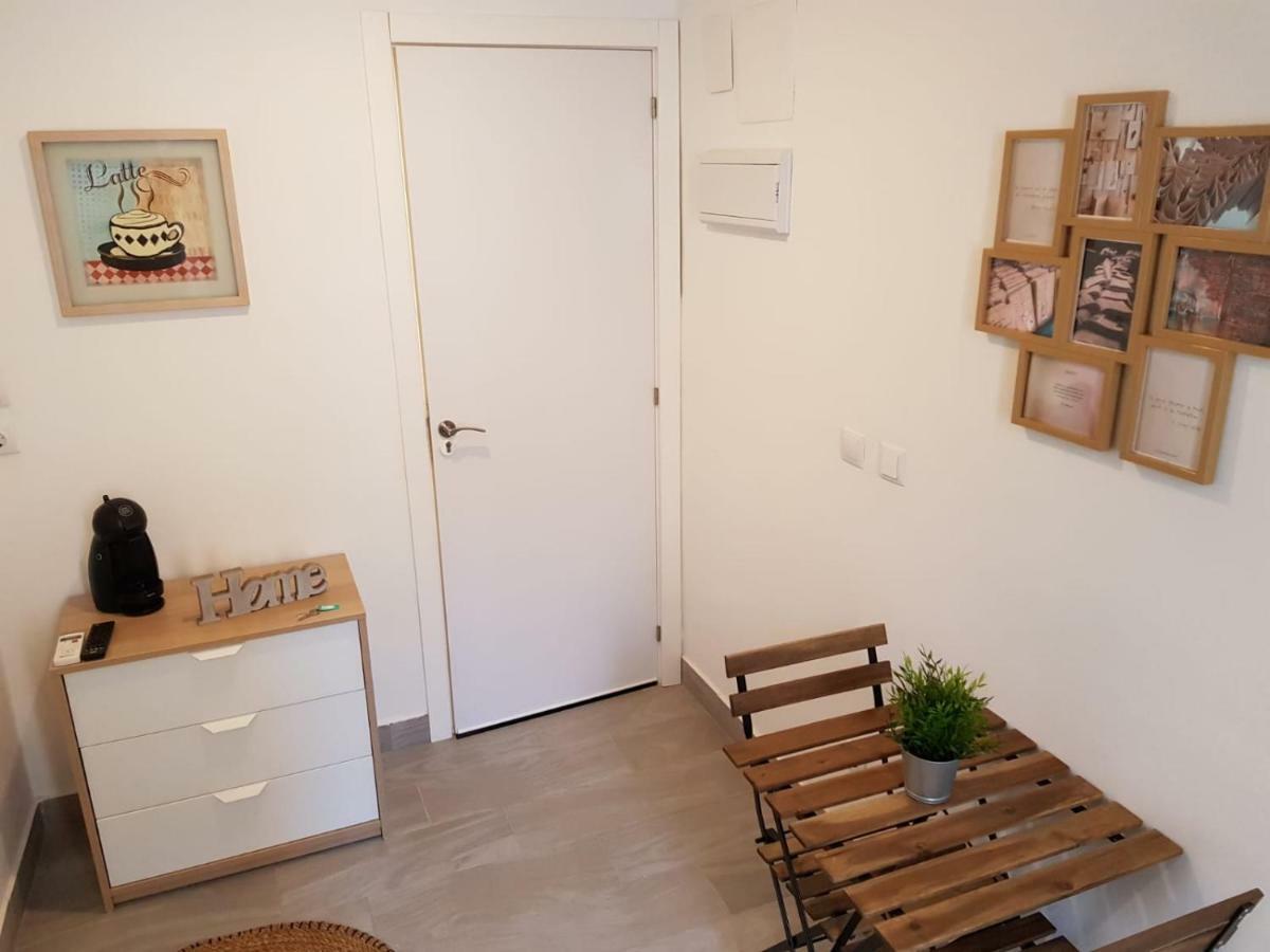 Florista Bonito Alojamiento Bien Comunicado Hotel Valencia Bagian luar foto
