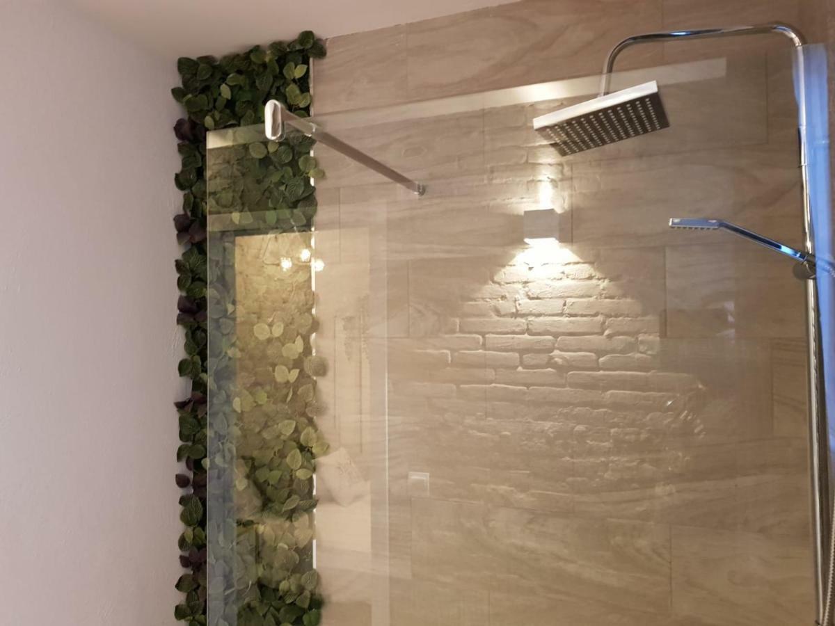 Florista Bonito Alojamiento Bien Comunicado Hotel Valencia Bagian luar foto